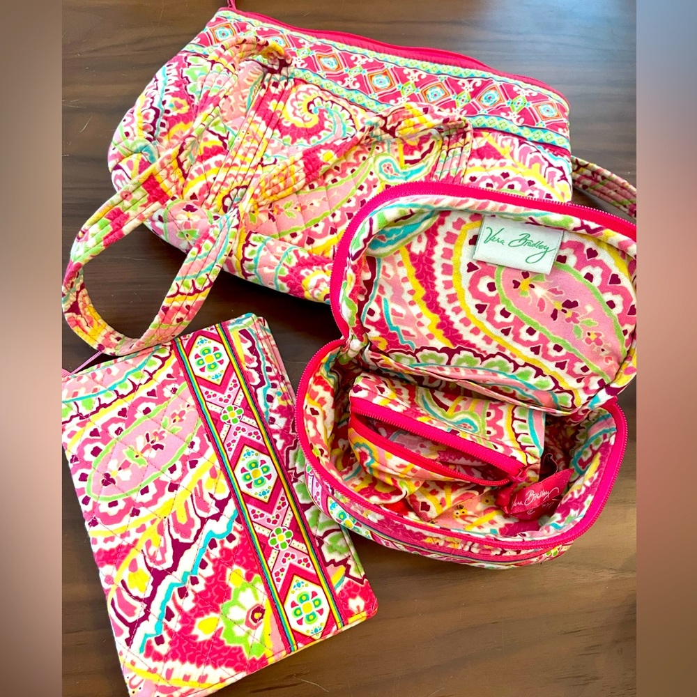 Ver Bradley Capri Melon 4 piece set!